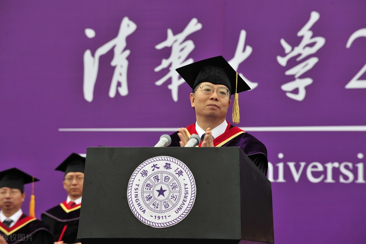 準(zhǔn)80后博士清華副校長(zhǎng)，青年領(lǐng)導(dǎo)力在新時(shí)代的閃耀表現(xiàn)
