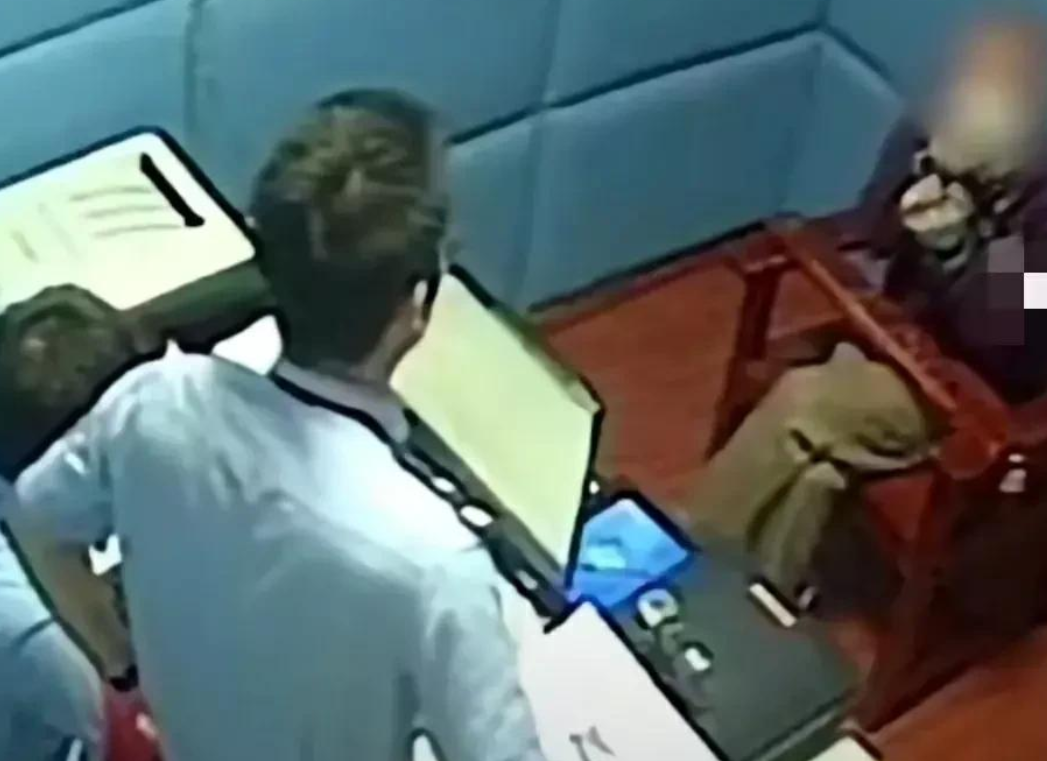 男子面試遭遇猥褻事件，社會正義的彰顯與涉事面試官被拘留