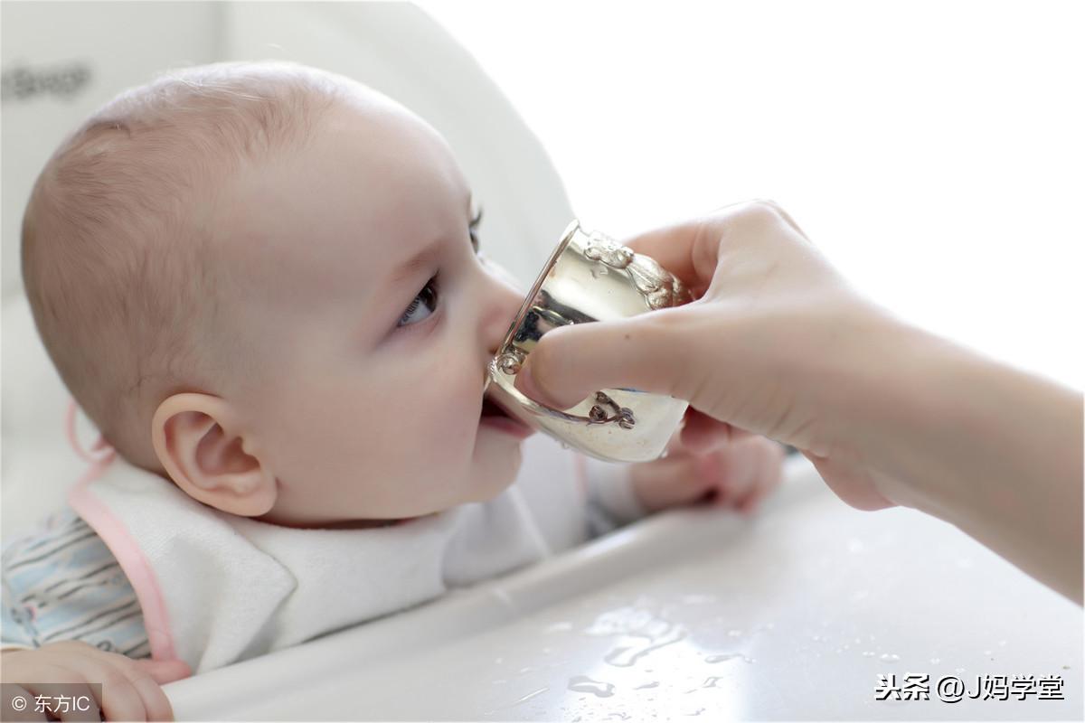 科學(xué)飲水與體內(nèi)水合作用對健康的影響研究