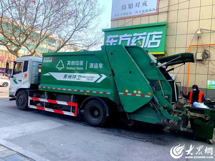 智能垃圾清運車試點運行，開啟城市垃圾管理新篇章