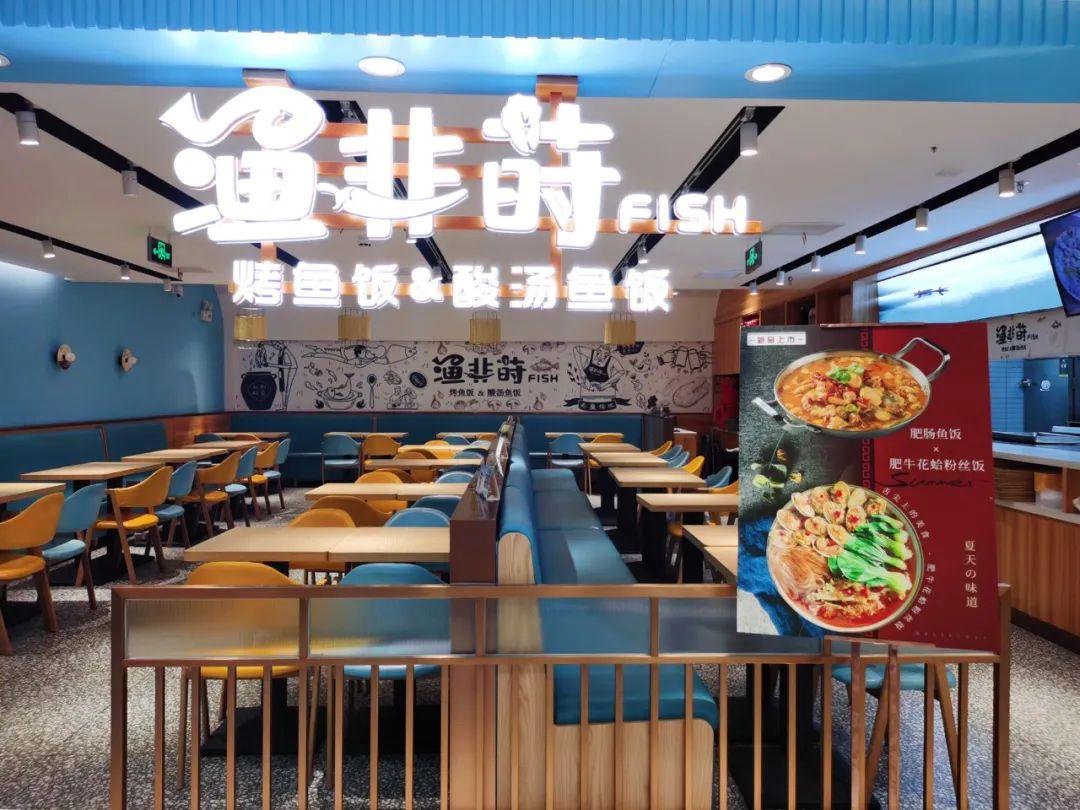 網(wǎng)紅美食店衛(wèi)生問題曝光引發(fā)社會熱議，衛(wèi)生狀況堪憂成熱搜焦點(diǎn)
