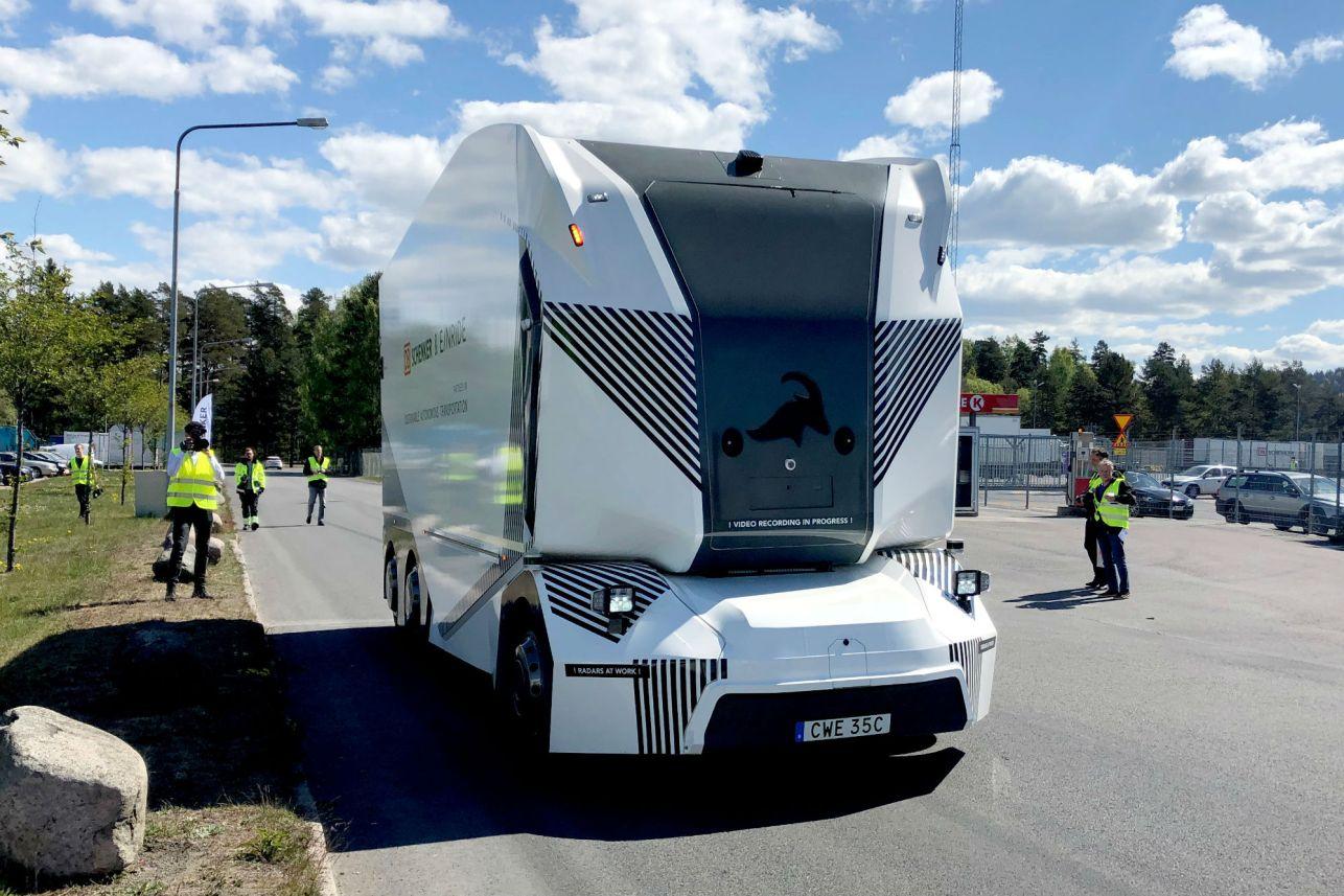 全球無人駕駛貨車試驗成功，物流行業(yè)邁入全新篇章
