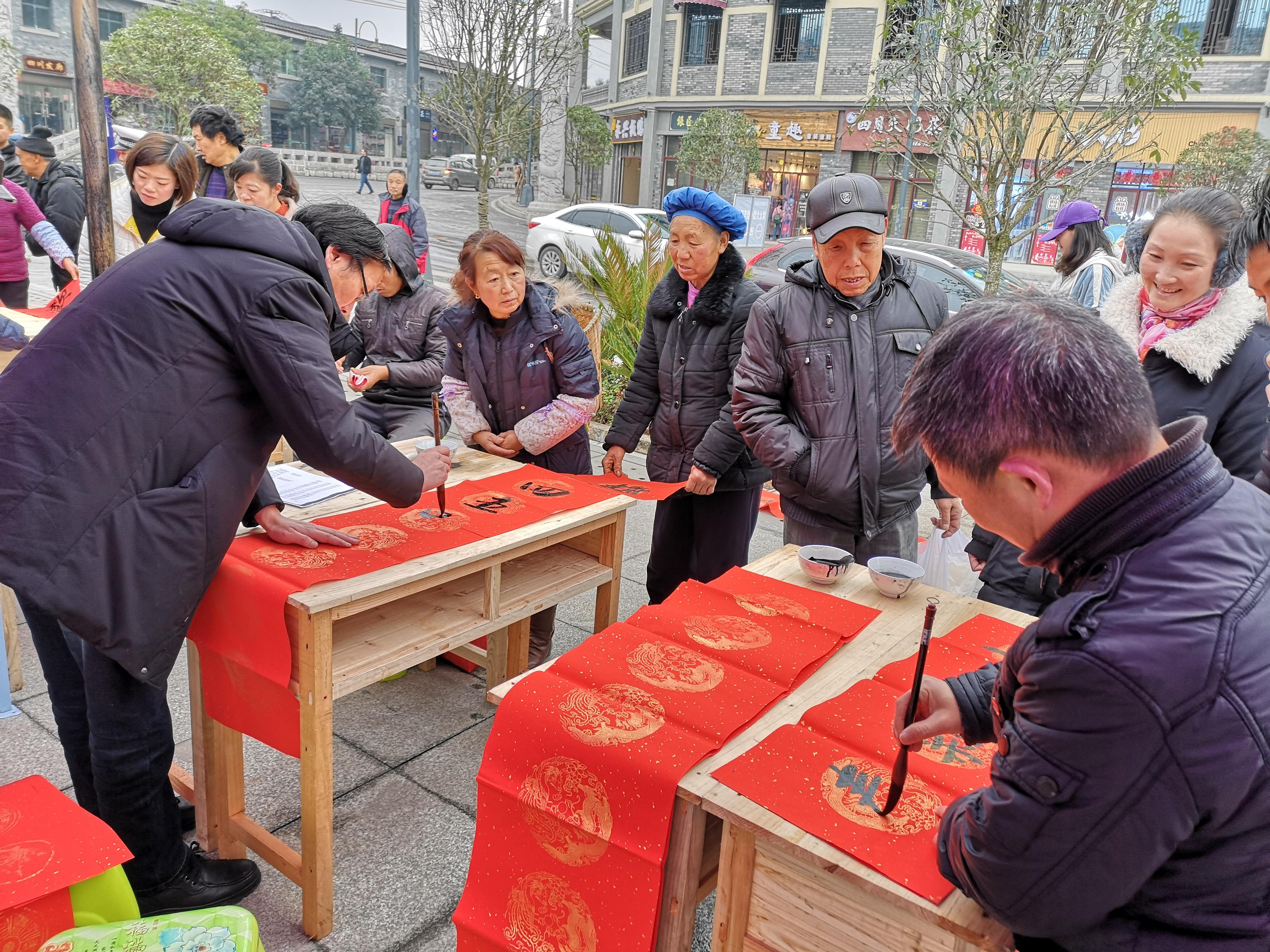少數(shù)民族節(jié)日中的文化與特色風采