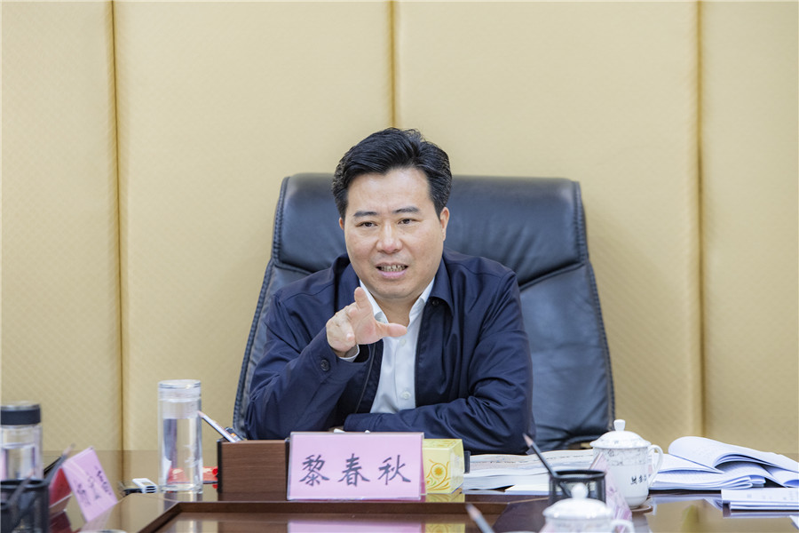 旅游景點(diǎn)中的文化傳承與生態(tài)平衡，文化與自然的和諧共生之道