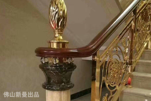 雕花欄桿，復(fù)古與現(xiàn)代的視覺交融藝術(shù)