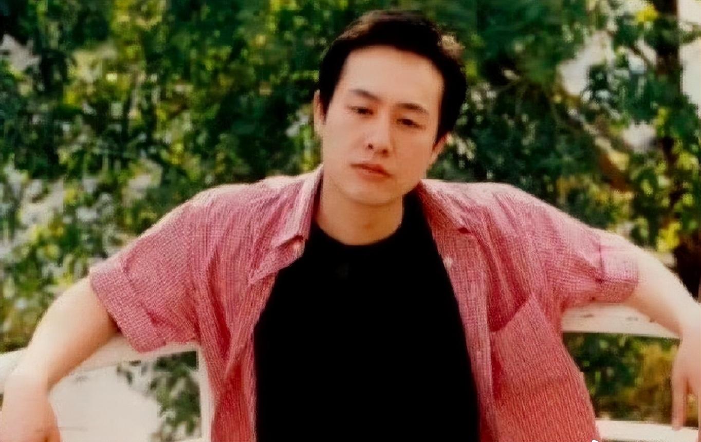 張頌文三兄弟，從跑龍?zhí)椎侥幸惶柕哪嬉u之路