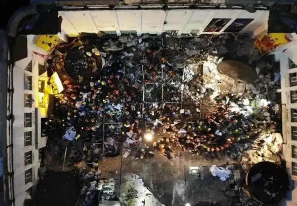 辟謠重慶體育館坍塌事件，真相與公眾情緒的較量