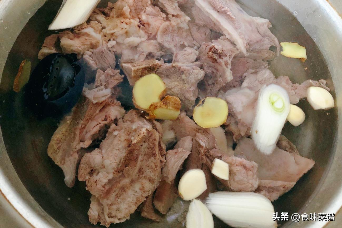 經典燉菜制作指南，一鍋滋補美味，盡享口福時光