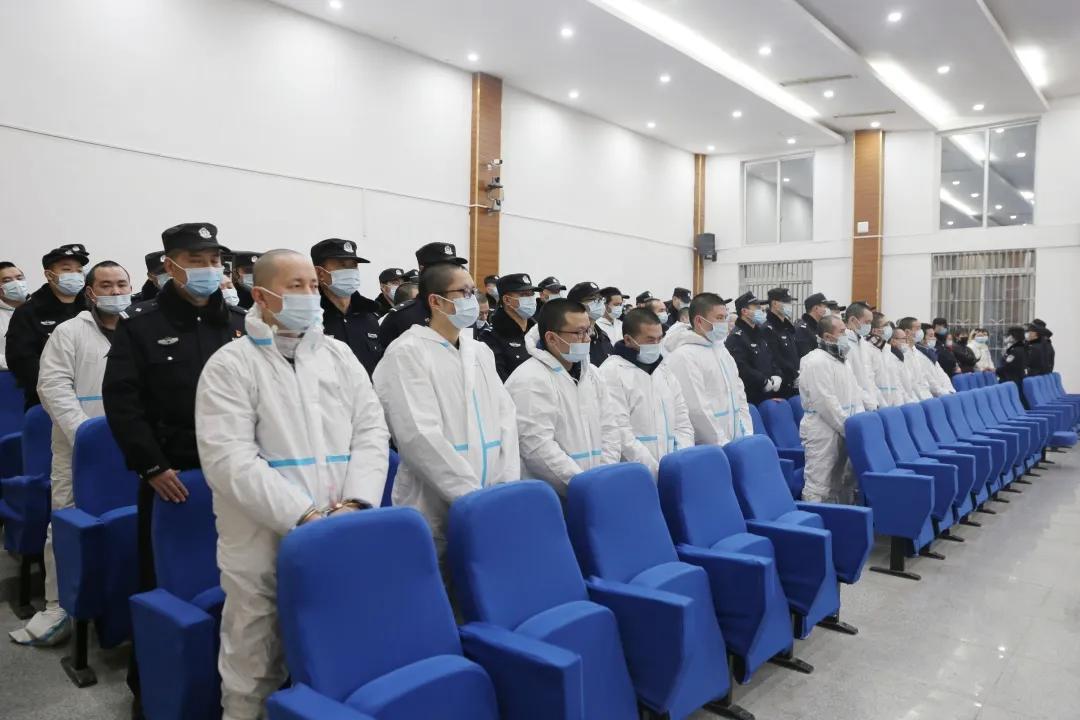 刑滿前夕改判死緩，重生之路的抉擇故事