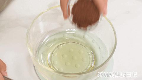 山姆回應代購在廁所分裝蛋糕事件，商業(yè)行為中的責任與透明度引發(fā)熱議