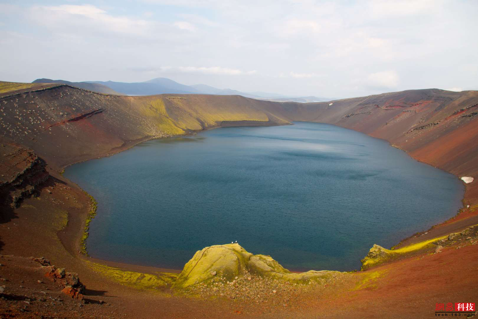 揭秘世界最古老火山口湖泊，自然奇跡的探索之旅