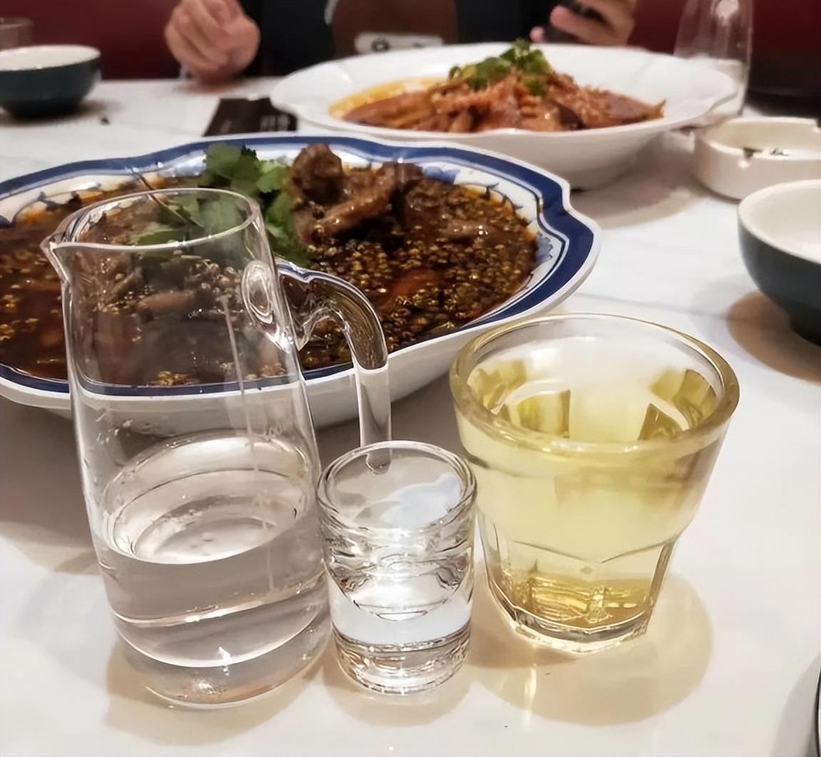 探尋古老釀酒技藝，沉醉時光酒香之中