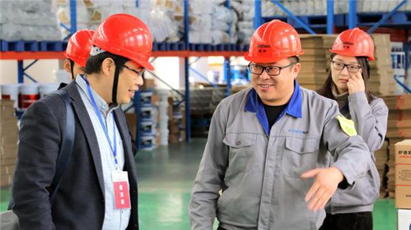 跨國公司全球運營與本地需求的平衡策略