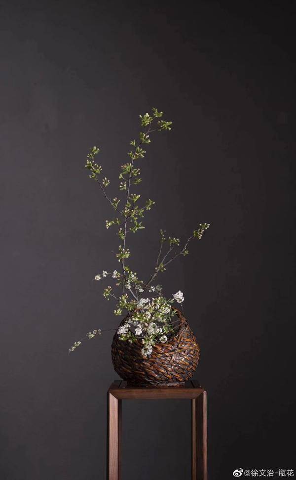 藝術(shù)作品中的歷史符號與社會對話，深度解讀藝術(shù)與社會互動關(guān)系