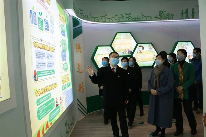 網(wǎng)絡社區(qū)中的集體責任與個人權益平衡探討之道