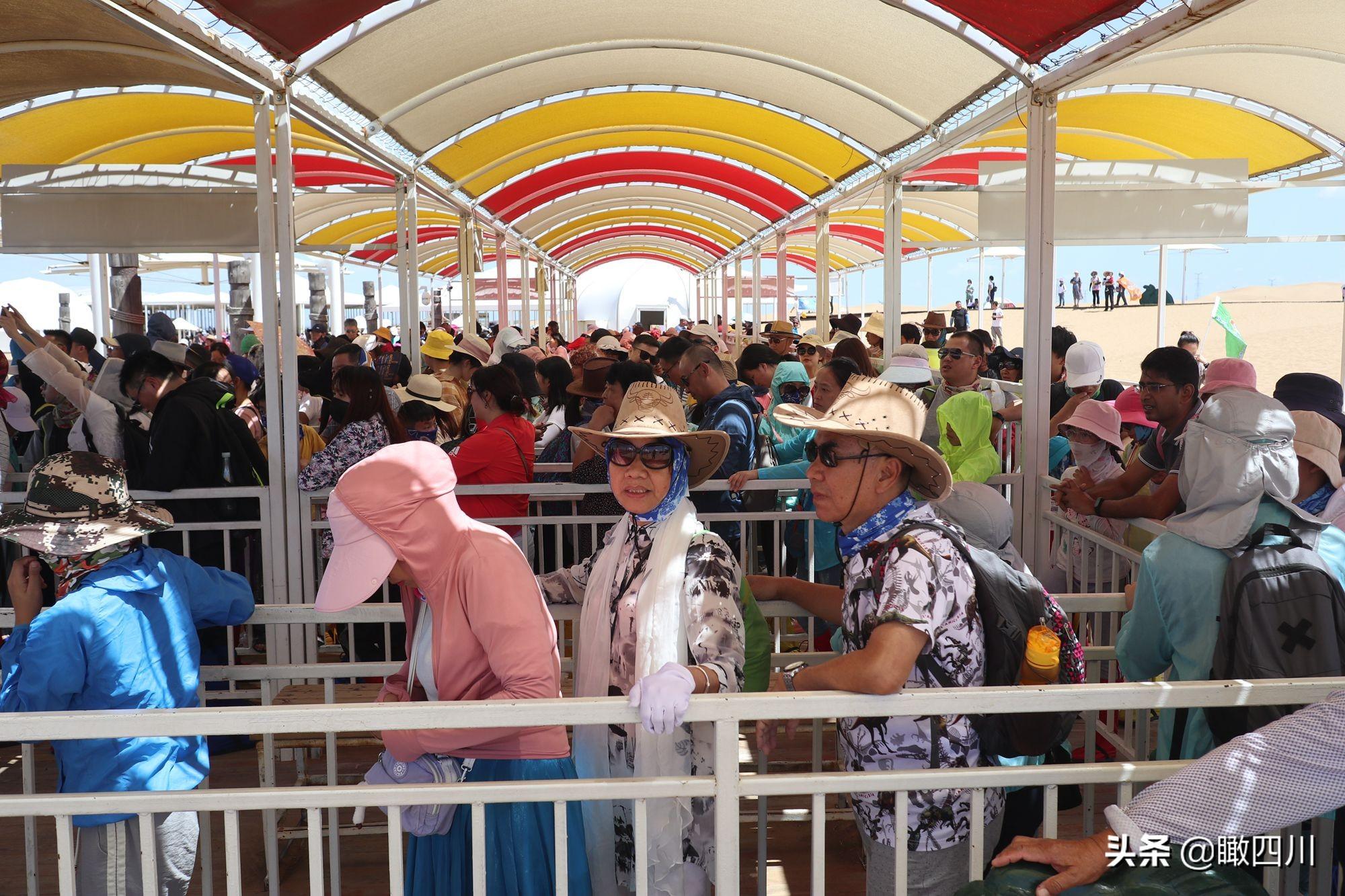 沙漠越野之旅，極致的驚險(xiǎn)與刺激體驗(yàn)