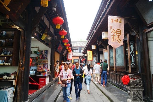 古街時光之旅，歷史感的韻味與時光流轉(zhuǎn)的痕跡