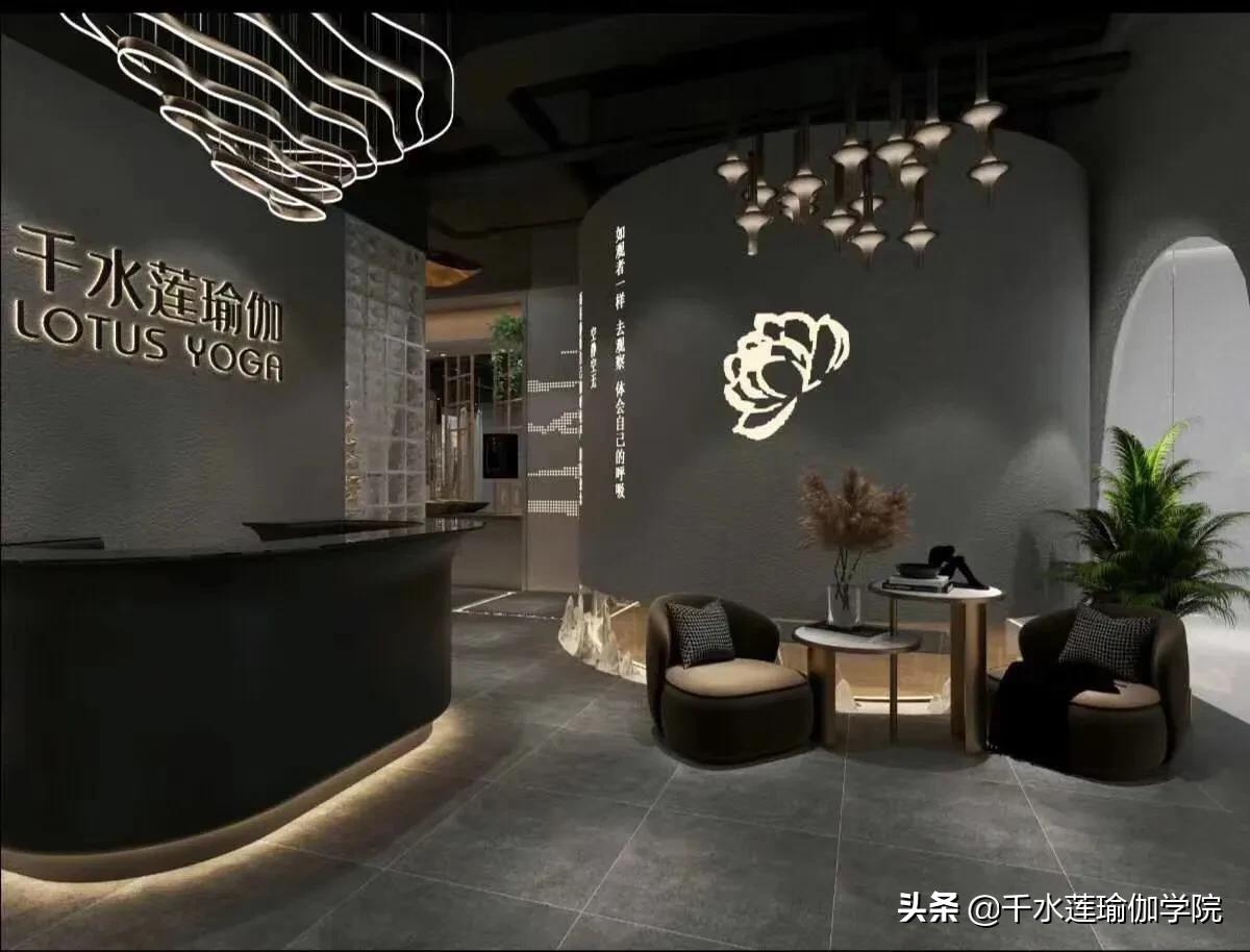 日常瑜伽練習(xí)，身心放松的顯著效果之旅