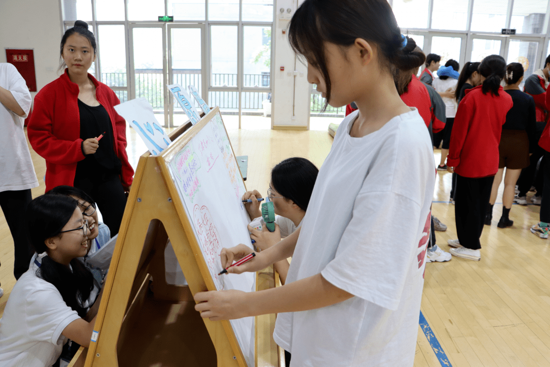 面對(duì)失敗，如何引導(dǎo)學(xué)生調(diào)整心態(tài)與持續(xù)動(dòng)力前行
