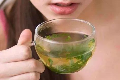 綠茶促進新陳代謝，適量飲用有益健康