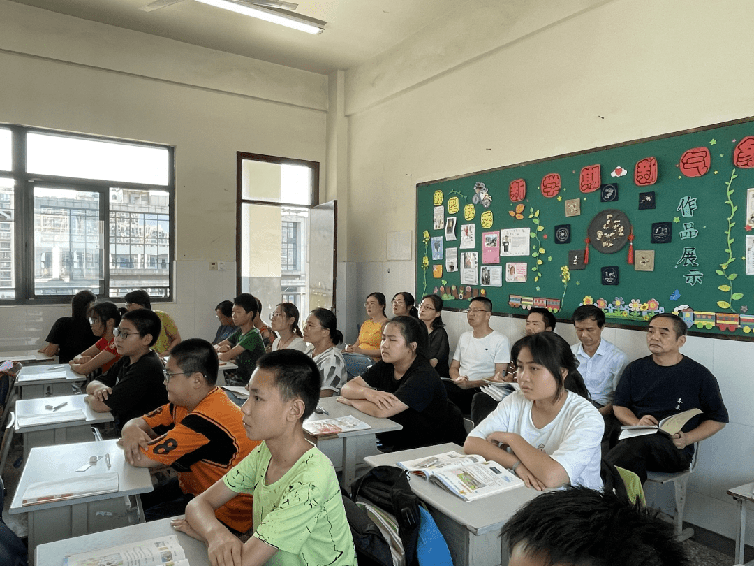 多樣化教學(xué)方法，激發(fā)學(xué)生知識興趣的秘訣