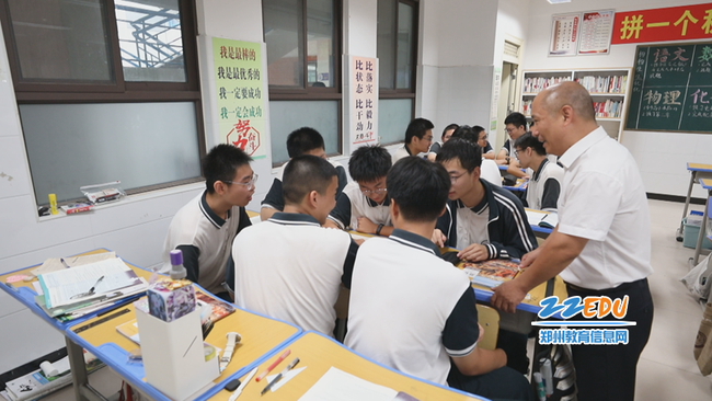 小組討論對(duì)學(xué)生思維開(kāi)放性發(fā)展的積極影響