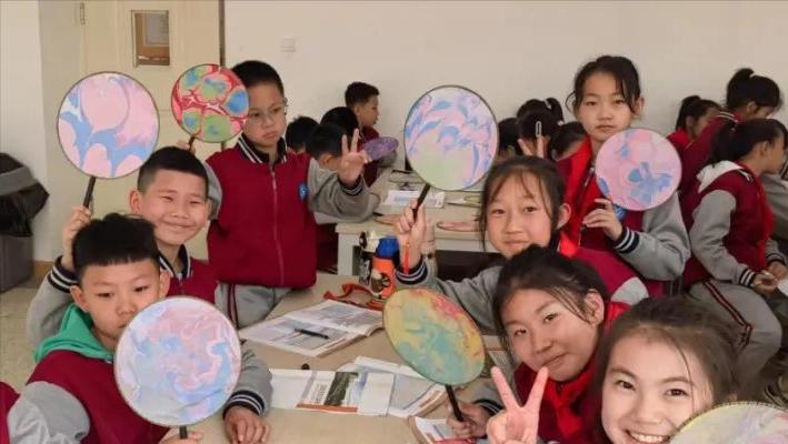 社會實踐課程在學生成長中的關鍵作用與影響