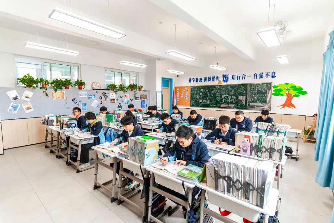 小班教學(xué)對學(xué)生個(gè)性化指導(dǎo)的深度影響
